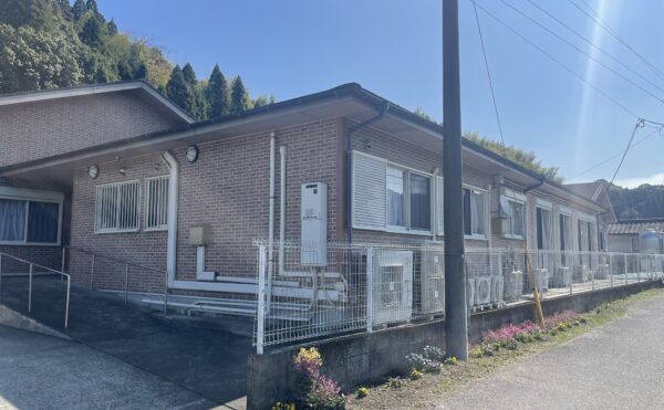 施設紹介　姶良市【住宅型有料老人ホーム　フローラ】さま