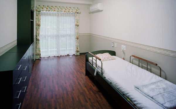 施設紹介　日置市伊集院【ビクトリア街】さま