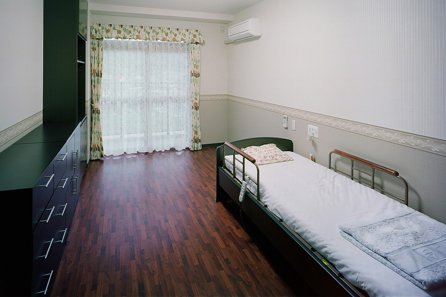 施設紹介　日置市伊集院【ビクトリア街】さま