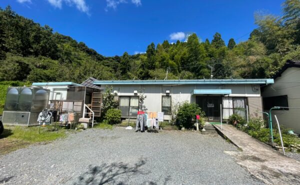 施設紹介　鹿児島市伊敷エリア【住宅型有料老人ホーム　カトレア】さま