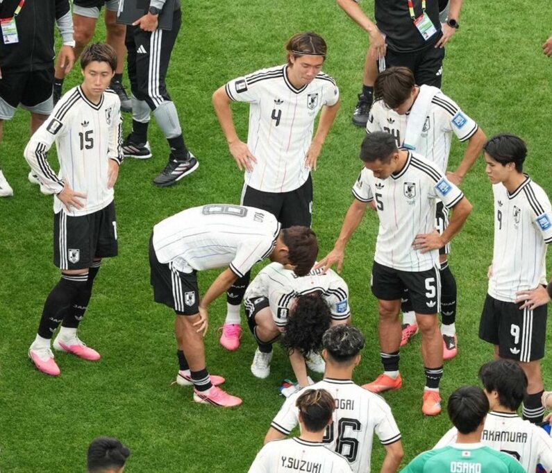サッカー日本代表、ブラジル相手に1対2の惜敗。死闘を終えた戦士たちへ、涙と感謝のメッセージ